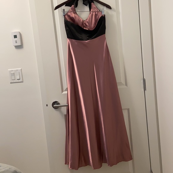 Grad/prom Dress - Picture 3 of 9